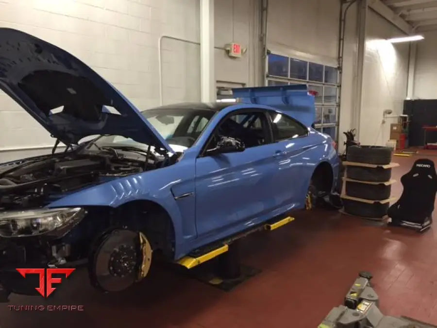 BMW F82 M4 F82 RACING BODY KIT