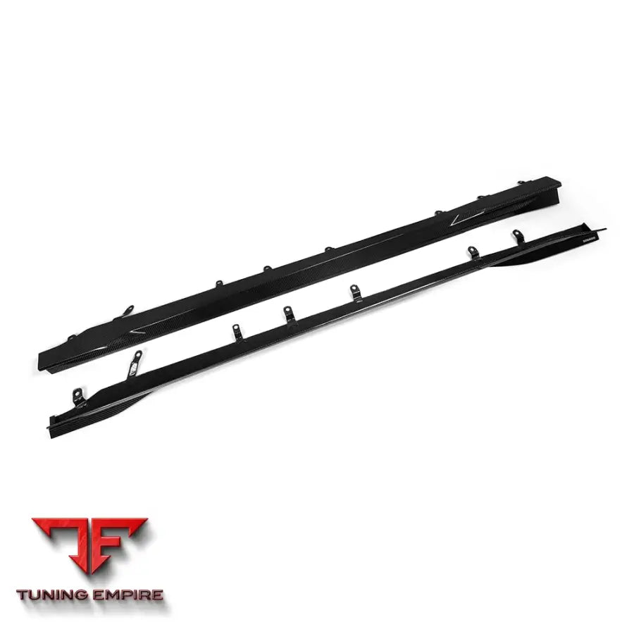 BMW M2 G87 SIDE SKIRT IN PREPREG CARBON FIBRE - Carbon Fibre Parts