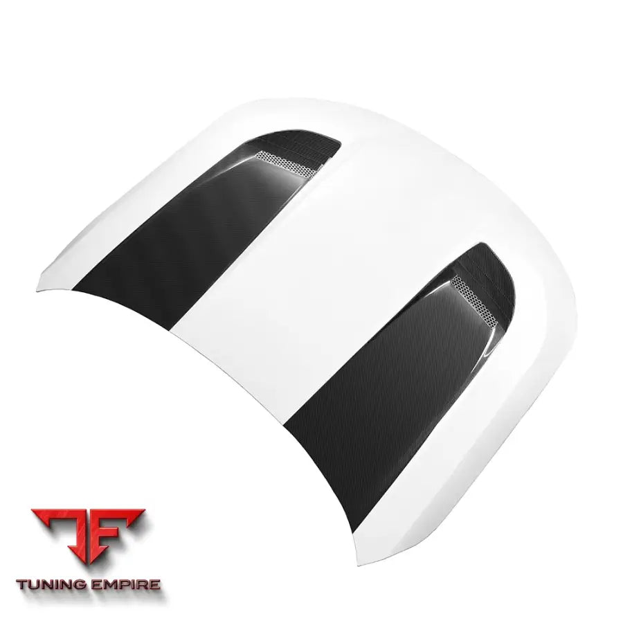 BMW M2 G87 VENTED HOOD IN WHITE PRIMER FINISH (V2) - Carbon Fibre Parts