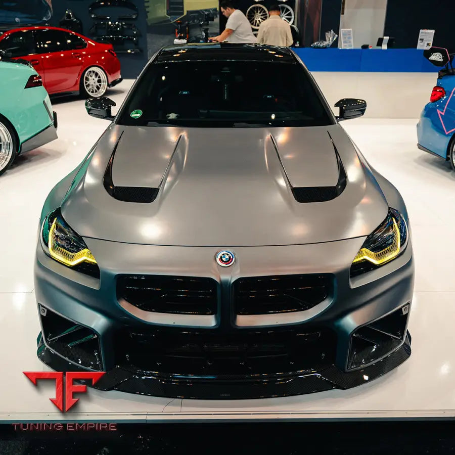 BMW M2 G87 VENTED HOOD IN WHITE PRIMER FINISH (V3) - Carbon Fibre Parts