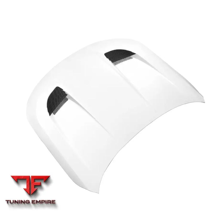 BMW M2 G87 VENTED HOOD IN WHITE PRIMER FINISH (V3) - Carbon Fibre Parts
