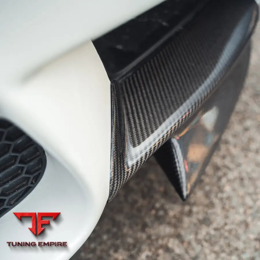 BMW M3 E90/E92/E93 2007-2013 CARBON FIBRE FRONT CANARD SPLITTERS - CT CARBON