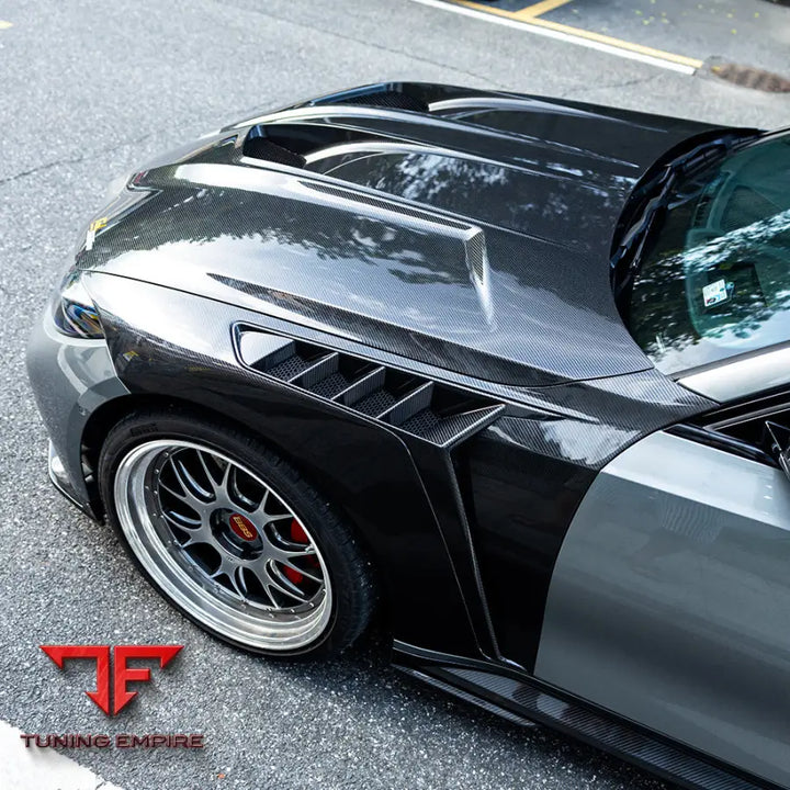 BMW M3 G80 SIDE FENDERS IN PREPREG CARBON FIBRE - Carbon Fibre Parts