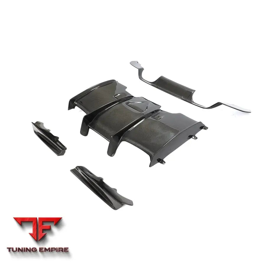 BMW M3/M4 (F80 F82 F83) CARBON FIBRE DIFFUSER - V4 - CT CARBON