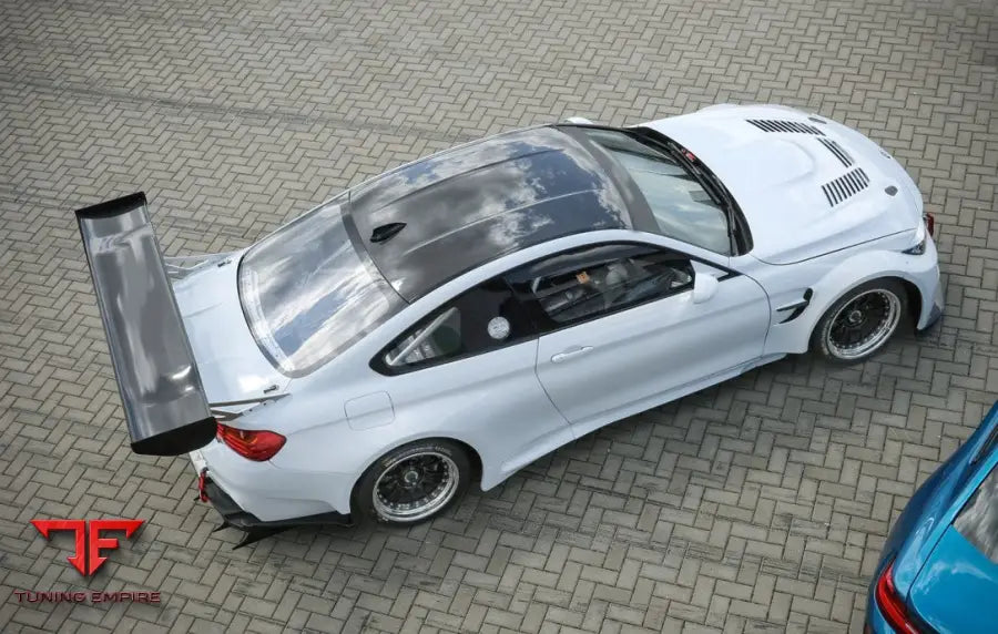 BMW M4 F82 RACING CARBON BODY KIT AND PARTS