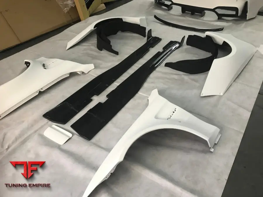 BMW M4 F82 WIDEBODY KIT