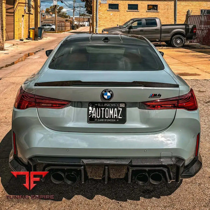 BMW M4 G82 G83 REAR DIFFUSER IN PREPREG CARBON FIBRE (V2) - Carbon Fibre Parts