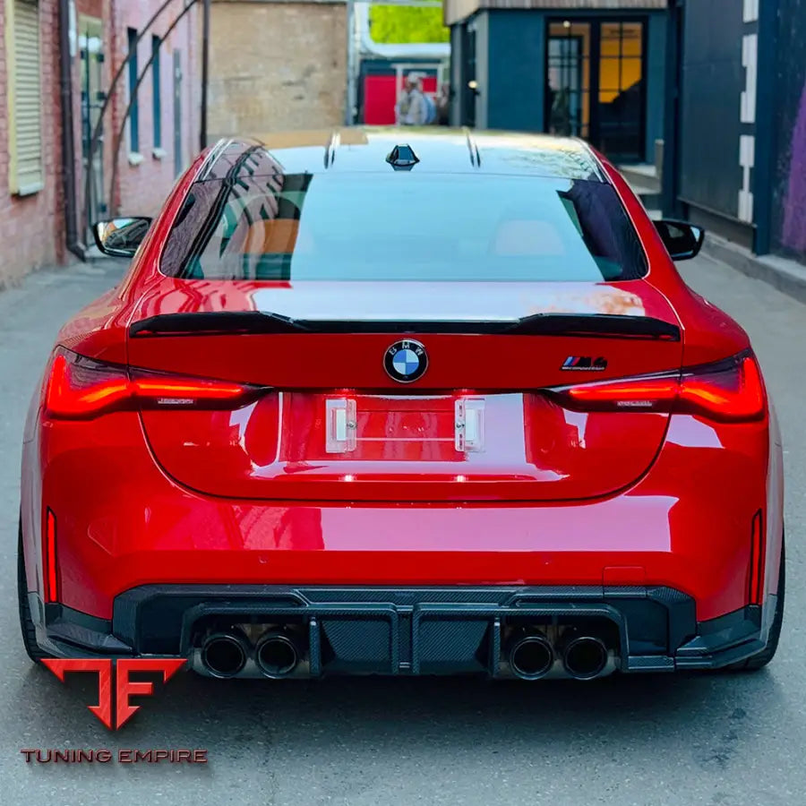 BMW M4 G82 REAR DIFFUSER IN PREPREG CARBON FIBRE (V1) - Carbon Fibre Parts