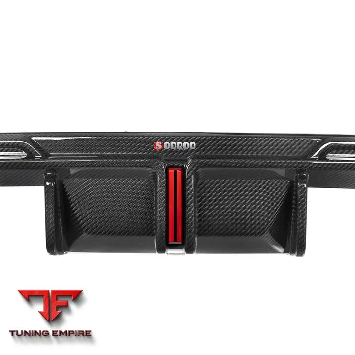 BMW M4 G82 REAR DIFFUSER W/BRAKE LIGHT IN PREPREG CARBON FIBRE (V1) - Carbon Fibre Parts