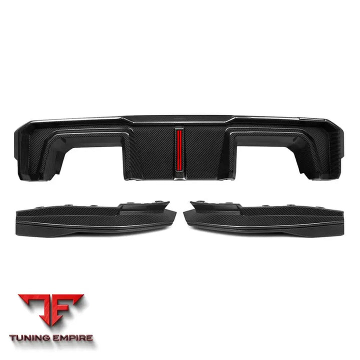 BMW M4 G82 REAR DIFFUSER W/BRAKE LIGHT IN PREPREG CARBON FIBRE (V2) - Carbon Fibre Parts