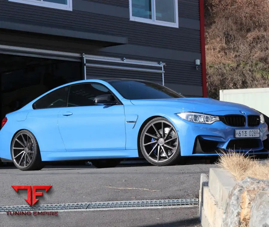BMW M4 VOSSEN CVT GLOSS GRAPHITE WHEELS