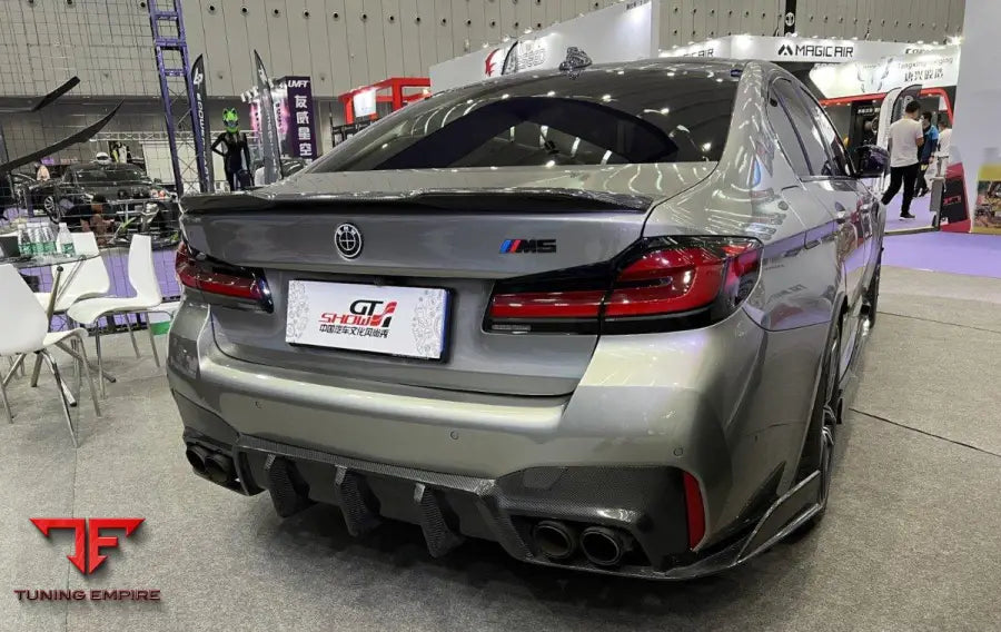 BMW M5 F90 AE design rear diffuser