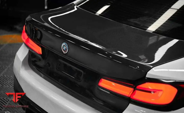 BMW M5 F90 AE trunk lid