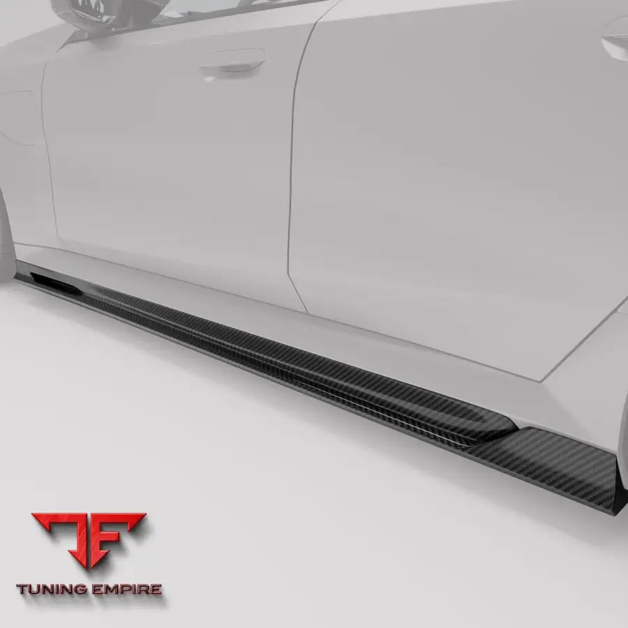 BMW M5 G90 CARBON FIBER SIDE SKIRTS