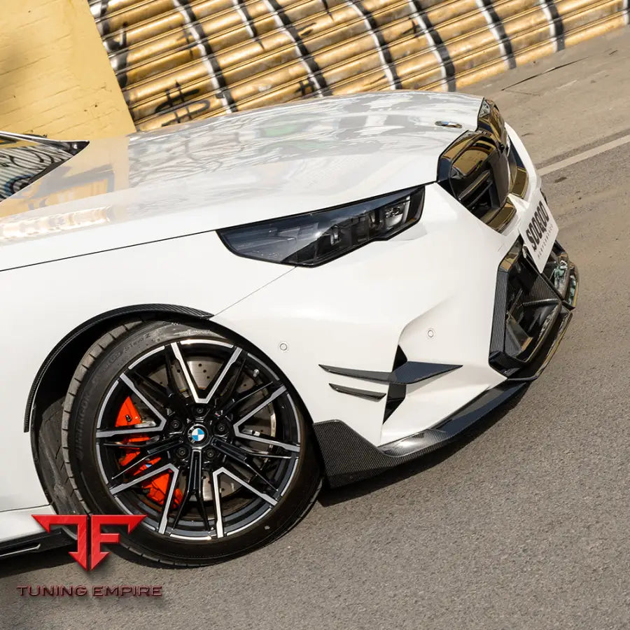 BMW M5 G90 FRONT CANARDS IN PREPREG CARBON FIBRE - Carbon Fibre Parts