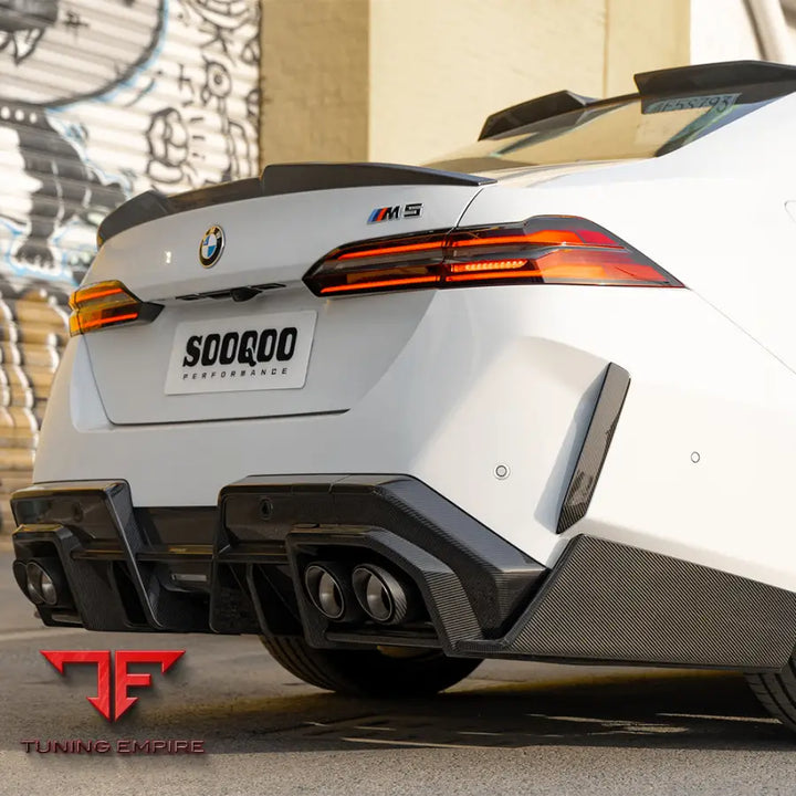 BMW M5 G90 REAR DIFFUSER IN PREPREG CARBON FIBRE (V2) - Carbon Fibre Parts