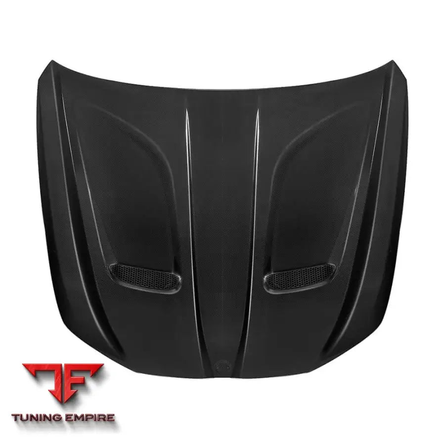 BMW M5 G90 VENTED HOOD IN PREPREG CARBON FIBRE - Carbon Fibre Parts