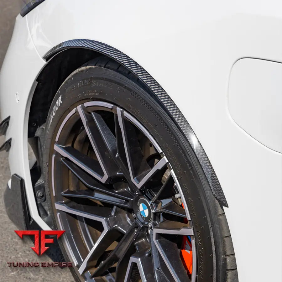 BMW M5 G90 WHEEL ARCH TRIM IN PREPREG CARBON FIBRE - Carbon Fibre Parts