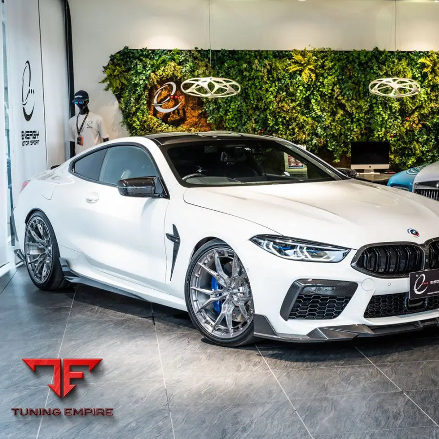 BMW M8 F92 SIDE SKIRT IN PREPREG CARBON FIBRE - Carbon Fibre Parts
