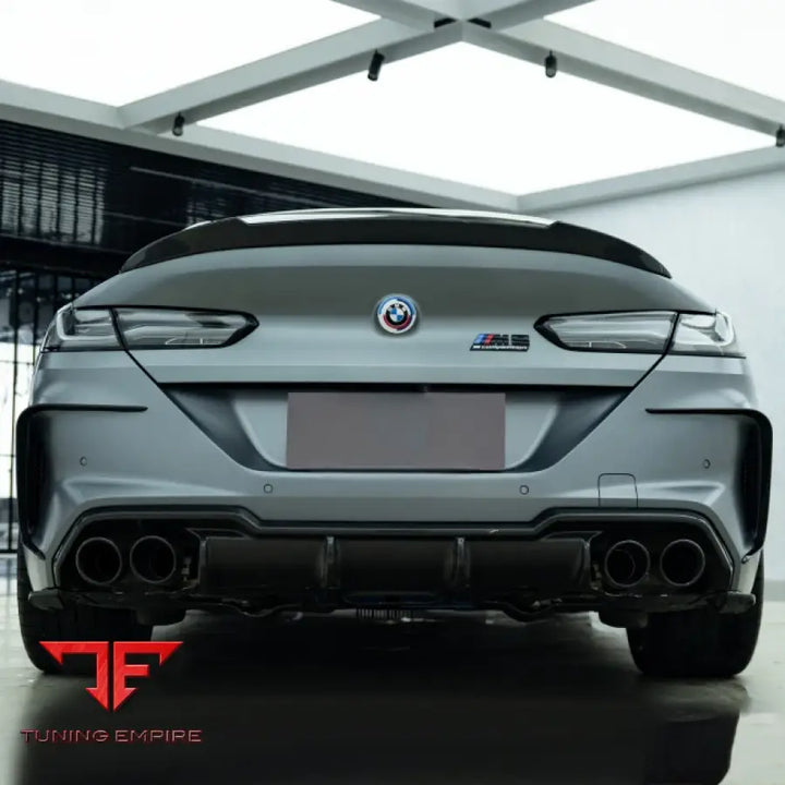 BMW M8 (F93) DRY CARBON FIBER BODY KIT