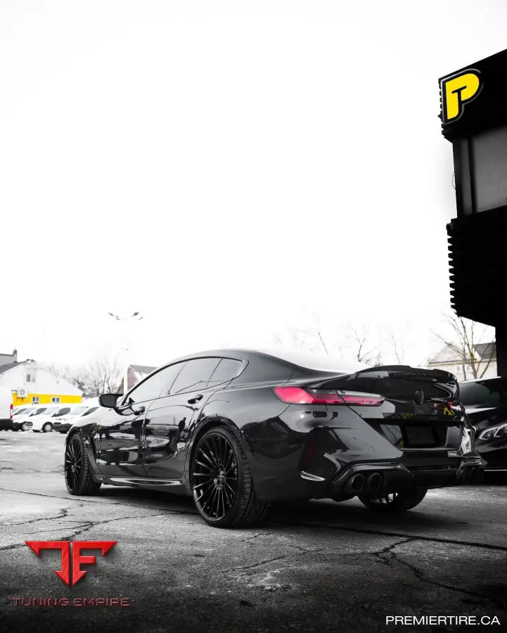 BMW M8