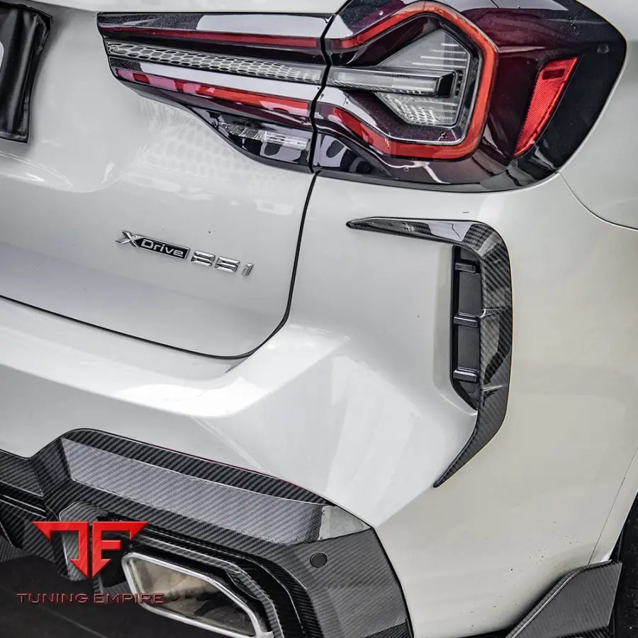 BMW X3 G01 LCI REAR BUMPER INSERT IN PREPREG CARBON FIBRE - Carbon Fibre Parts