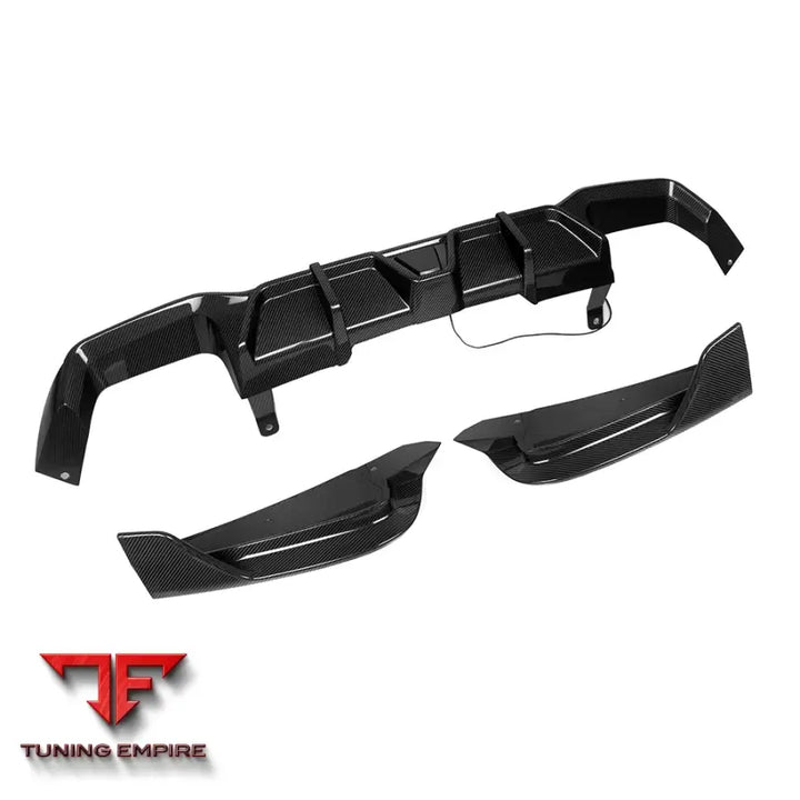 BMW X4M F98 FACELIFT REAR DIFFUSER W/BRAKE LIGHT IN PREPREG CARBON FIBRE - Carbon Fibre Parts