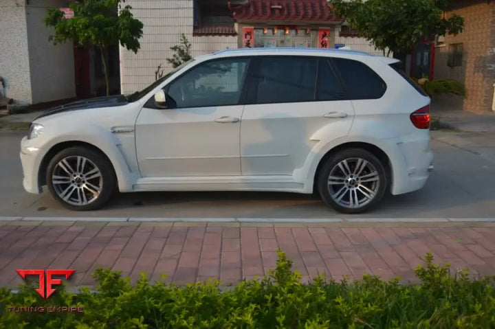 BMW X5 E70 WIDEBODY KIT WITH CENTER EXHAUST