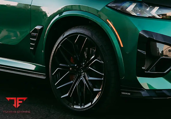BMW X5 M forged wheel and side skirt detail