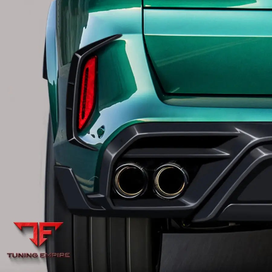 BMW X5M DRY CARBON FIBER BODY KIT