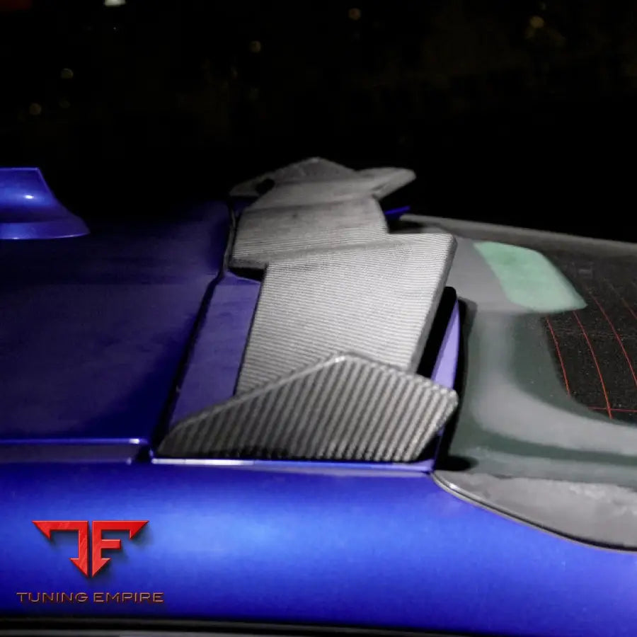 BMW X6 DRY CARBON PERFORMANCE BODY KIT