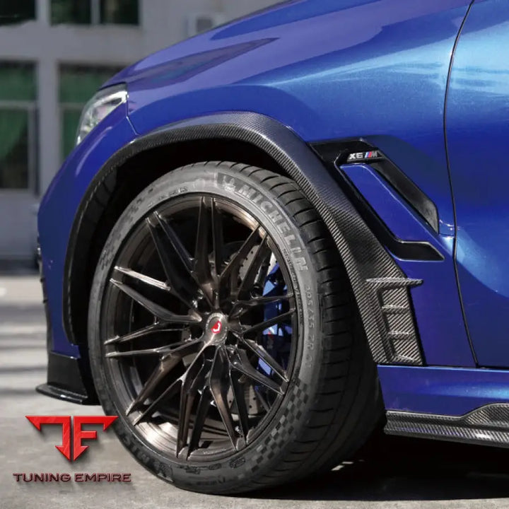 BMW X6 DRY CARBON PERFORMANCE BODY KIT