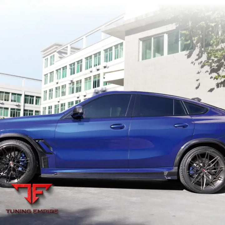 BMW X6 DRY CARBON FIBER BODY KIT