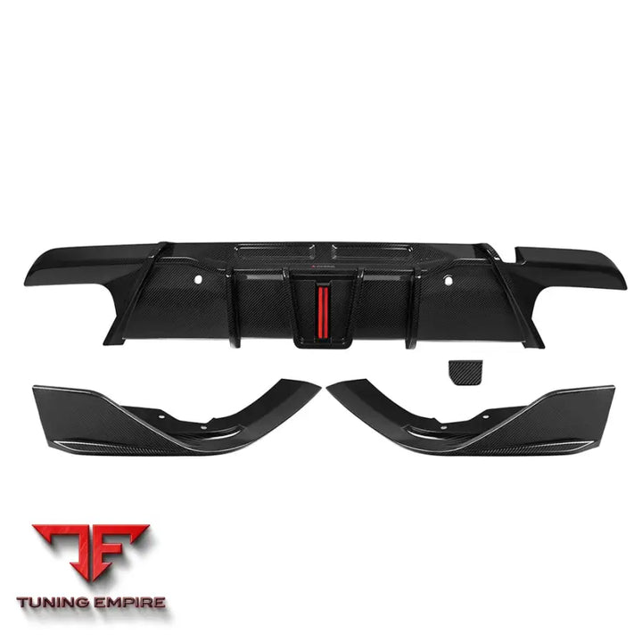 BMW X6M F96 REAR DIFFUSER W/BRAKE LIGHT IN PREPREG CARBON FIBRE - Carbon Fibre Parts