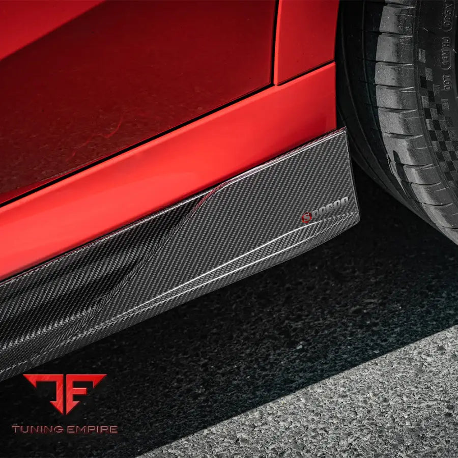 BMW X6M F96 SIDE SKIRT IN PREPREG CARBON FIBRE - Carbon Fibre Parts