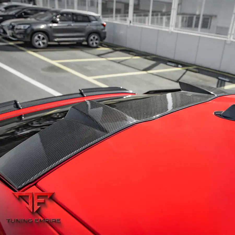 BMW X6M F96 TOP SPOILER IN PREPREG CARBON FIBRE - Carbon Fibre Parts