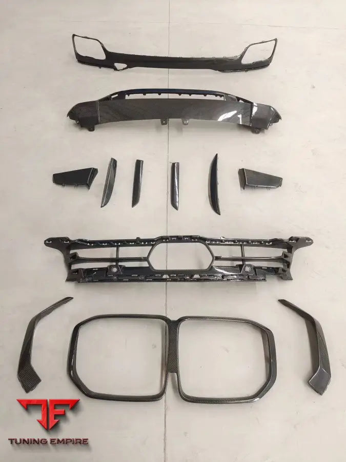 BMW X7 CARBON FIBER PARTS