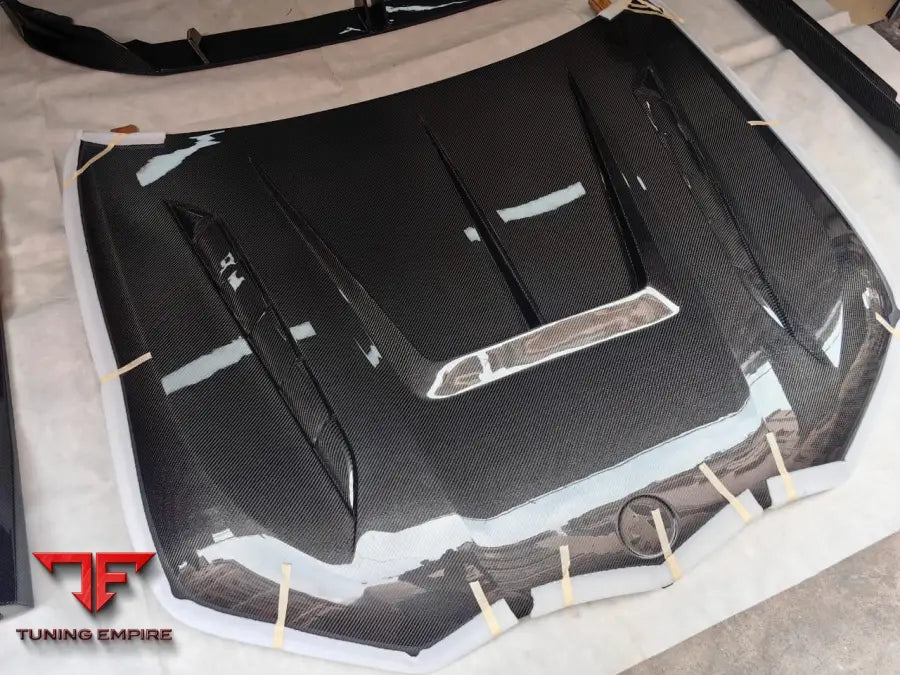 BMW X7 G07 CARBON BODY KIT