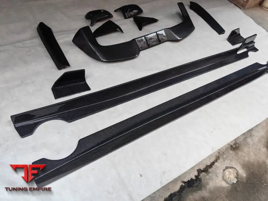 BMW X7 G07 CARBON BODY KIT