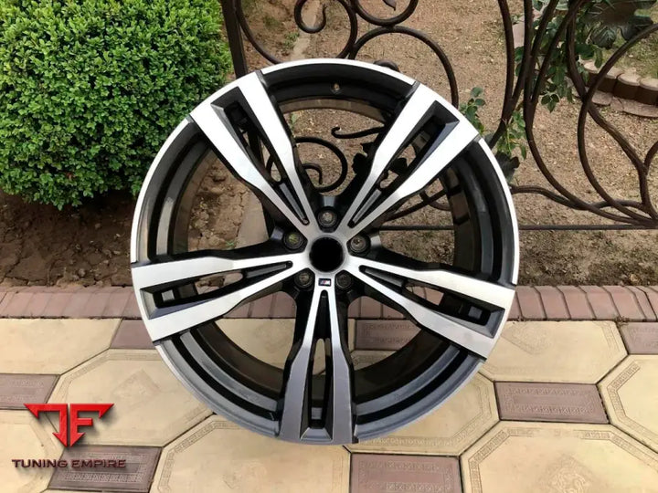 BMW X7 G07 LCI XDRIVE40i XDRIVE40d M60 XDRIVE 2022 + WHEELS