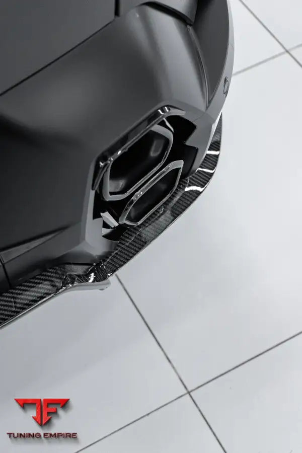 BMW XM CARBON BODY KIT ’RAZOR’