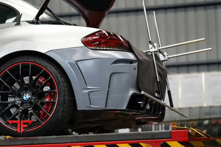 BMW Z4 E89 BODY KIT WITH CARBON