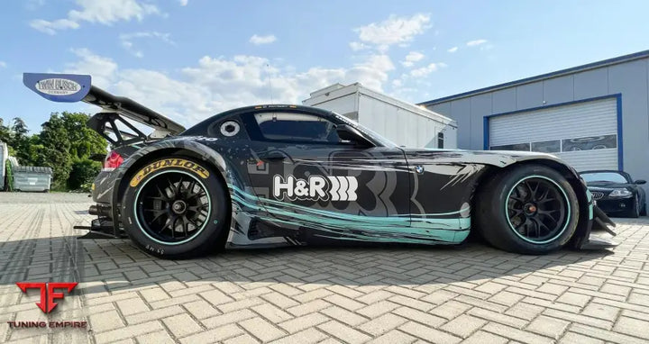 BMW Z4 E89 GT3 RACING CARBON BODY KIT - latest Gen.