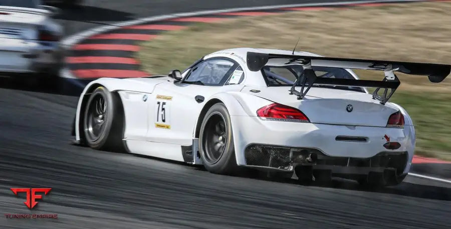 BMW Z4 E89 GT3 RACING CARBON BODY KIT - latest generation