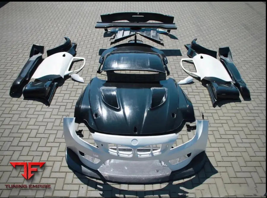 BMW Z4 E89 GT3 RACING CARBON BODY KIT - latest Gen.
