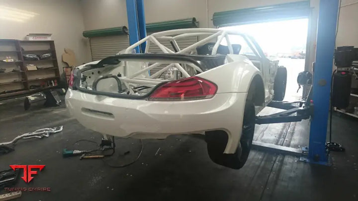 BMW Z4 E89 GT3-style racing kit