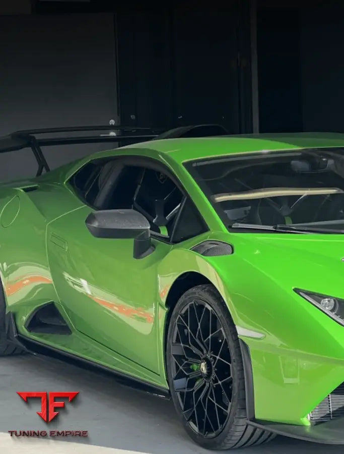 CARBON DOOR SILL KIT FOR LAMBORGHINI HURACAN STO - Price on request - Body Kit