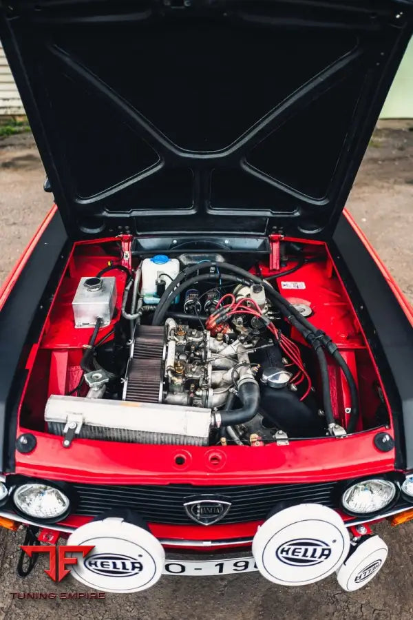 CARBON HOOD FOR LANCIA FULVIA COUPE - Price on request - Body Kit