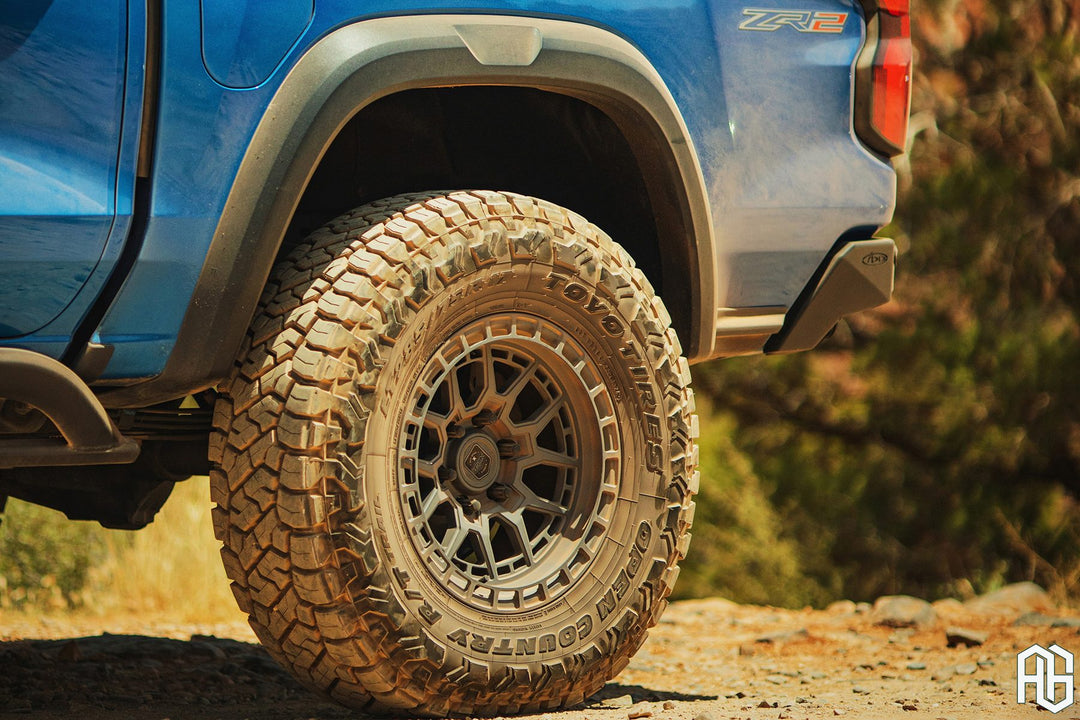 CHEVROLET COLORADO ZR2 on custom forged wheels