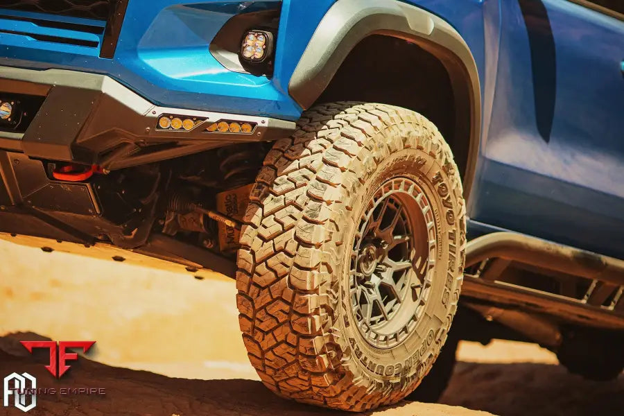 CHEVROLET COLORADO ZR2 on custom forged wheels